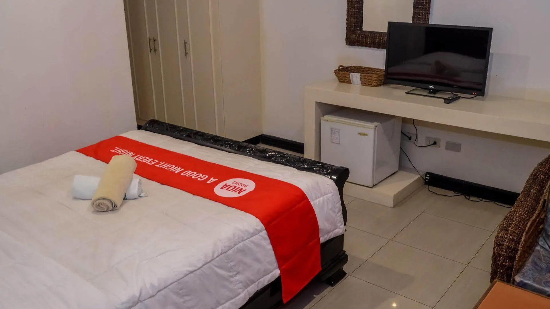Nida Rooms Volga Street Angeles 2*,