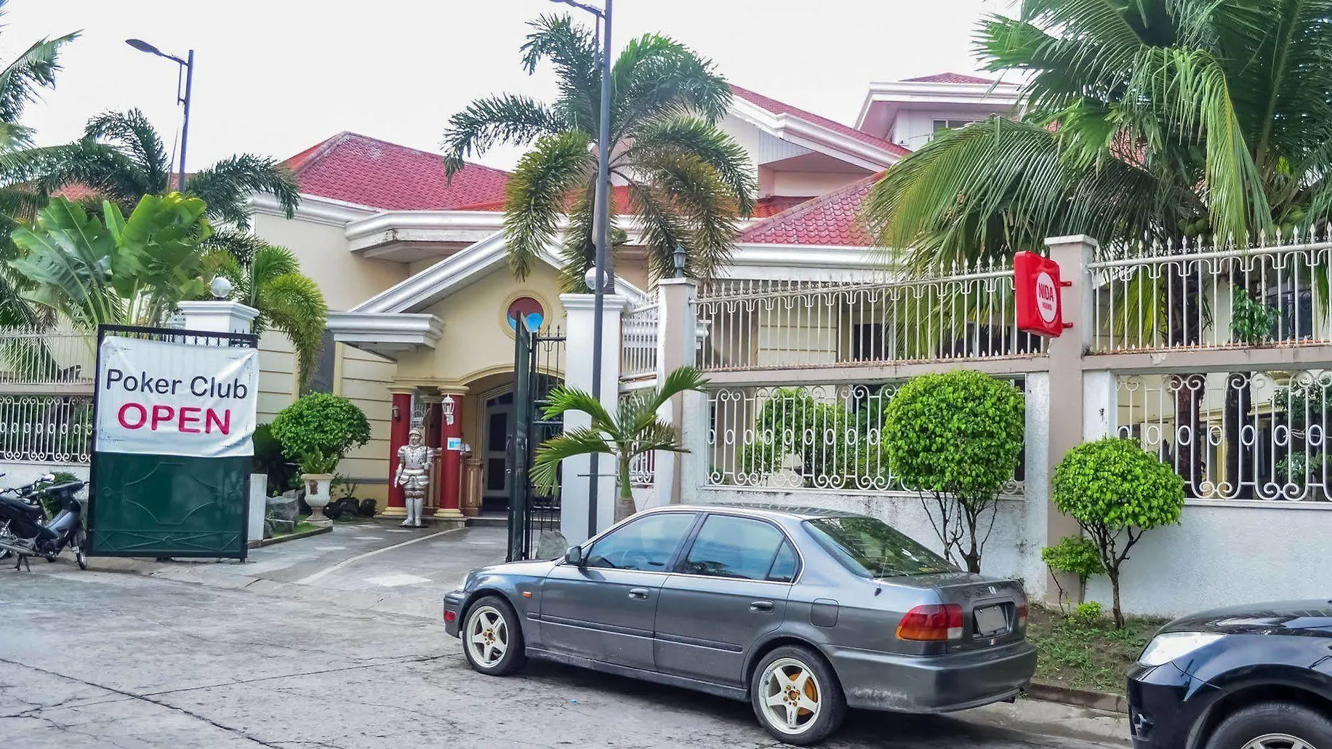 Nida Rooms Volga Street Angeles Hotel